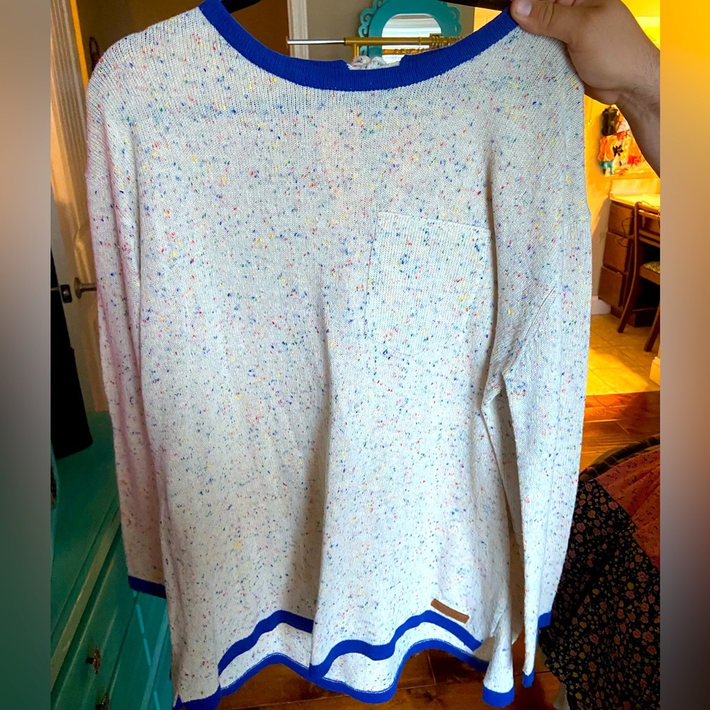Adorable Multi Colored Sweater 💙 L/XL